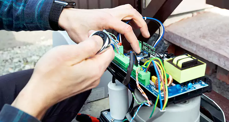 Automatic Driveway Gate Repair in Port Orange, FL