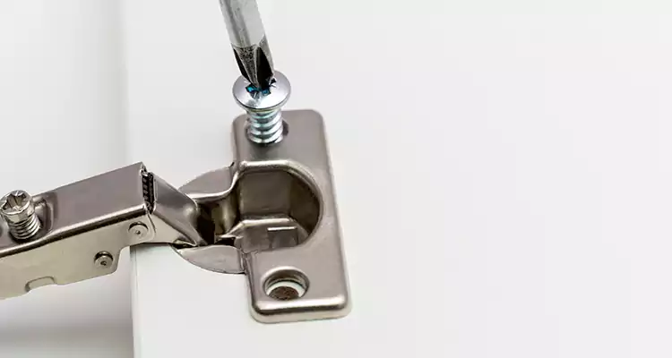 Screen Door Hinge Repair in Port Orange, FL