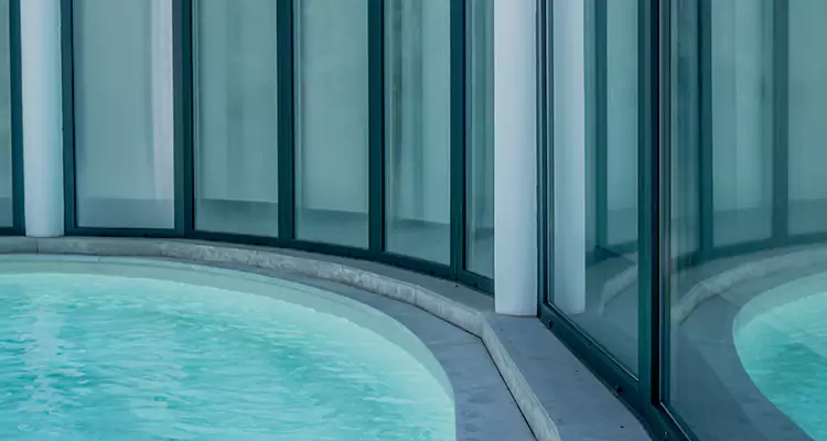 Repair Polyester Screen for Pool Enclosure in Port Orange, FL