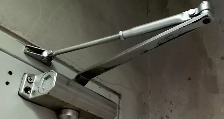 Door Closer Parallel Arm Installation in Port Orange, FL