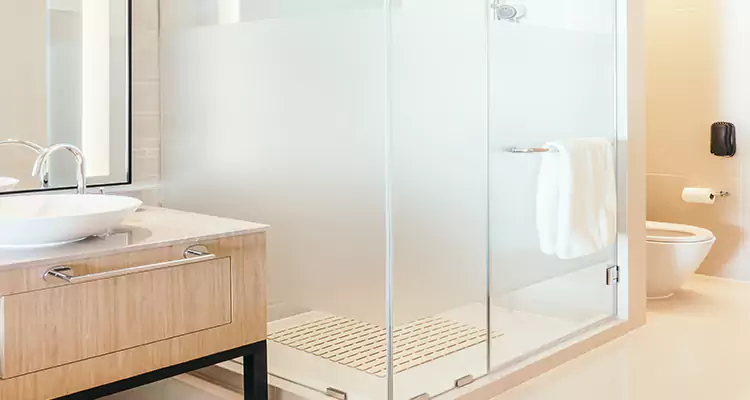 Expert Shower Door Fix and Repair in Port Orange, FL