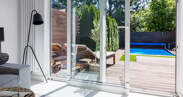 Fixing A Sliding Screen Door Roller in Port Orange, FL